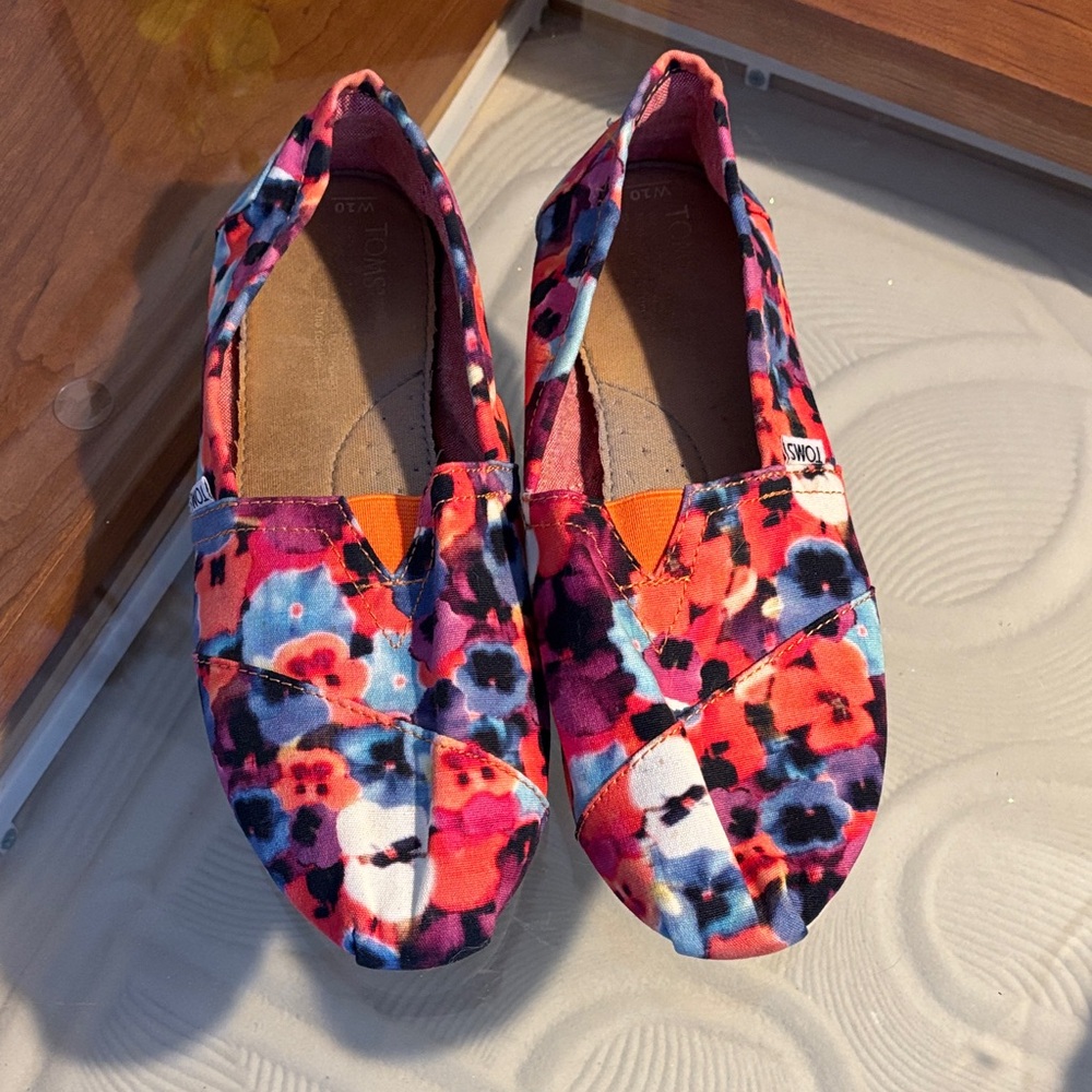 Toms Multicolor Floral Women's Shoes